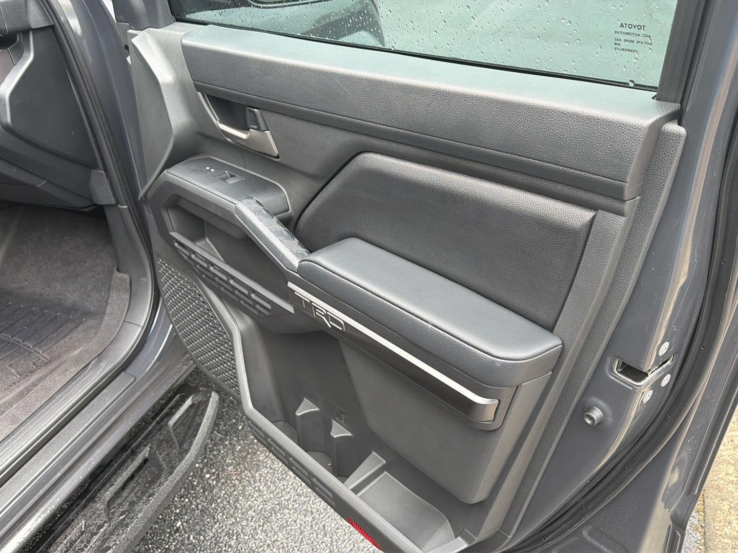 2025 Toyota Tacoma TRD Sport - Photo 14
