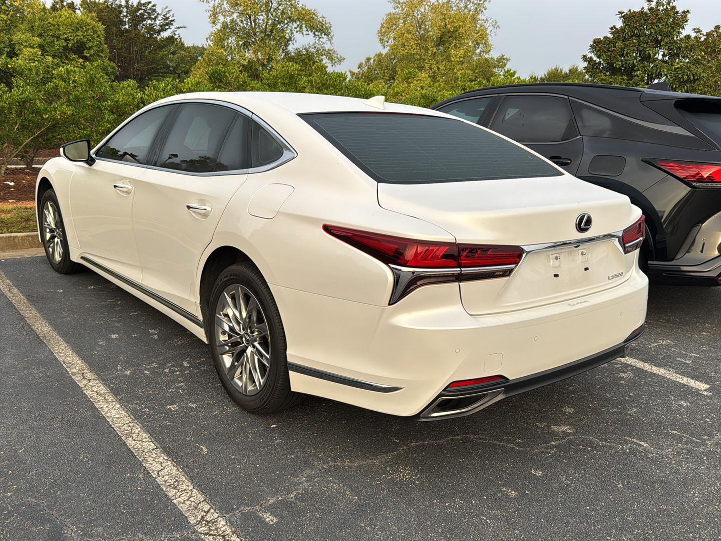 2018 Lexus LS 500 photo 3