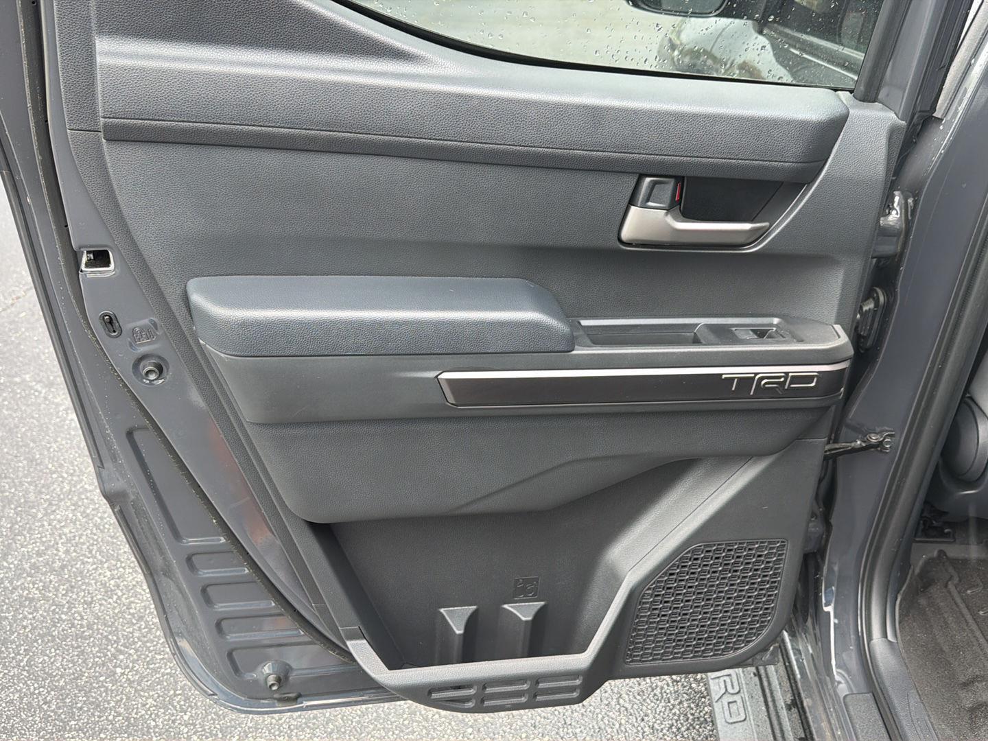 2025 Toyota Tacoma TRD Sport - Photo 17