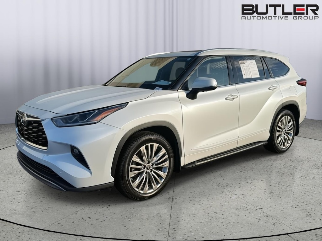 Used 2022 Toyota Highlander Platinum SUV