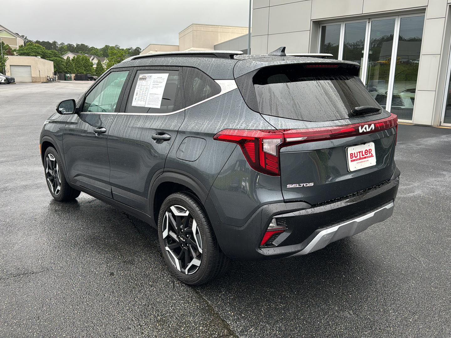 Image 3 of 2024 Kia Seltos SX SUV
