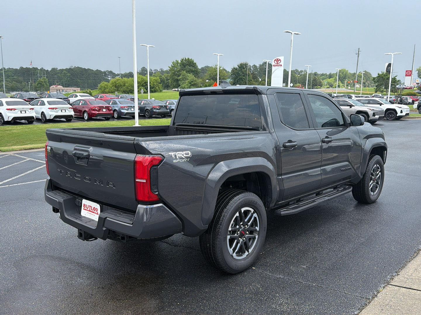 2025 Toyota Tacoma TRD Sport - Photo 6