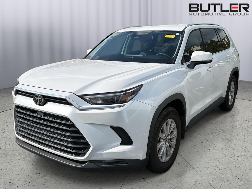 Used 2025 Toyota Grand Highlander XLE SUV
