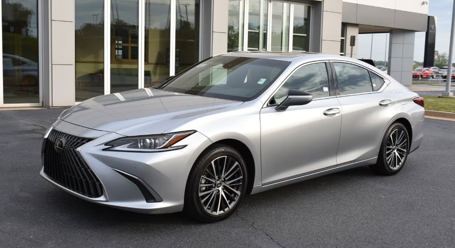 used%202019%20Lexus%20ES%20for%20sale%20.png