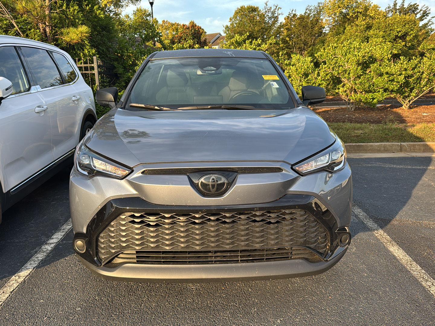 2025 Toyota Corolla Hybrid XSE photo 3