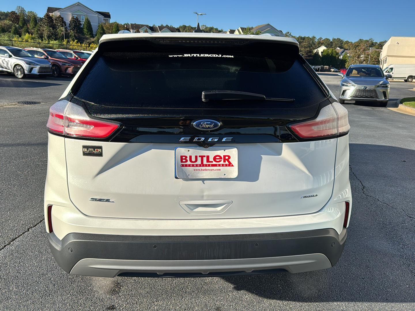 2022 Ford Edge SEL photo 4