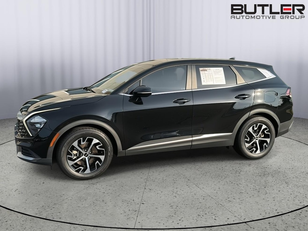 Used 2023 Kia Sportage EX SUV