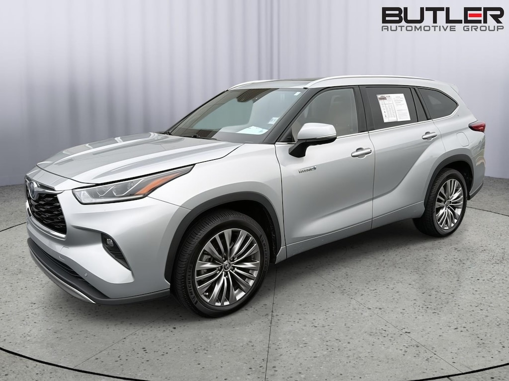 Used 2020 Toyota Highlander Hybrid Platinum SUV