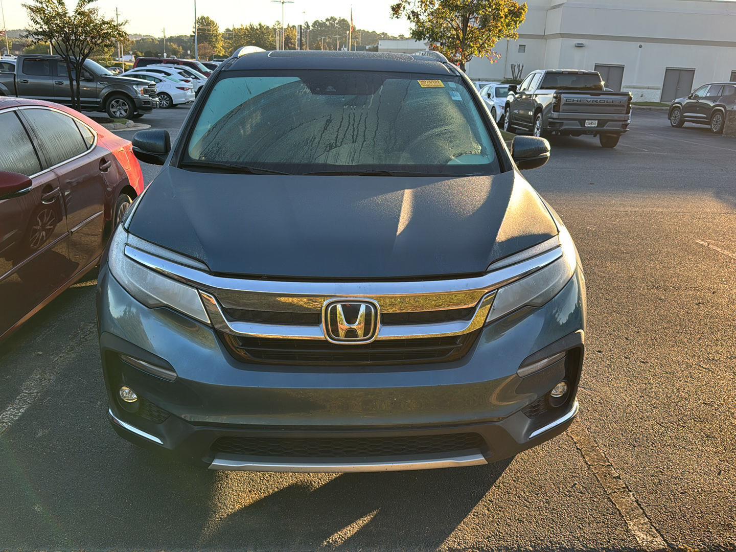 2019 Honda Pilot Elite photo 3