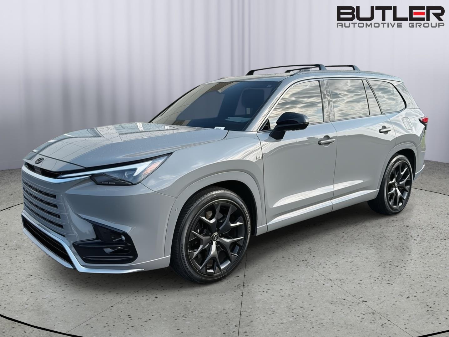 2025 Lexus TX 500h 500h F Sport Luxury's photo