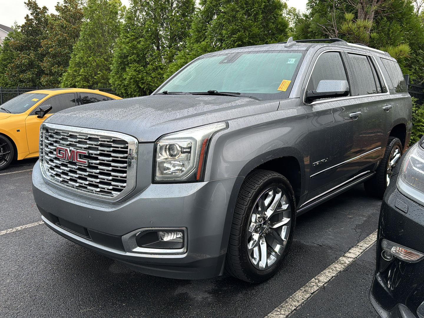 2020 Gmc Yukon Denali photo 2