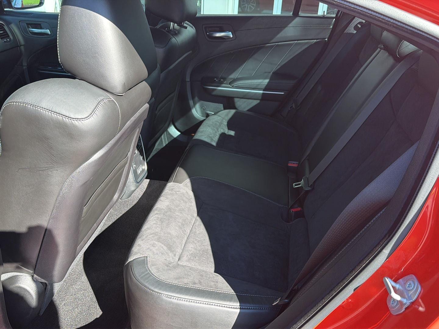 2022 Dodge Charger R/T - Photo 11