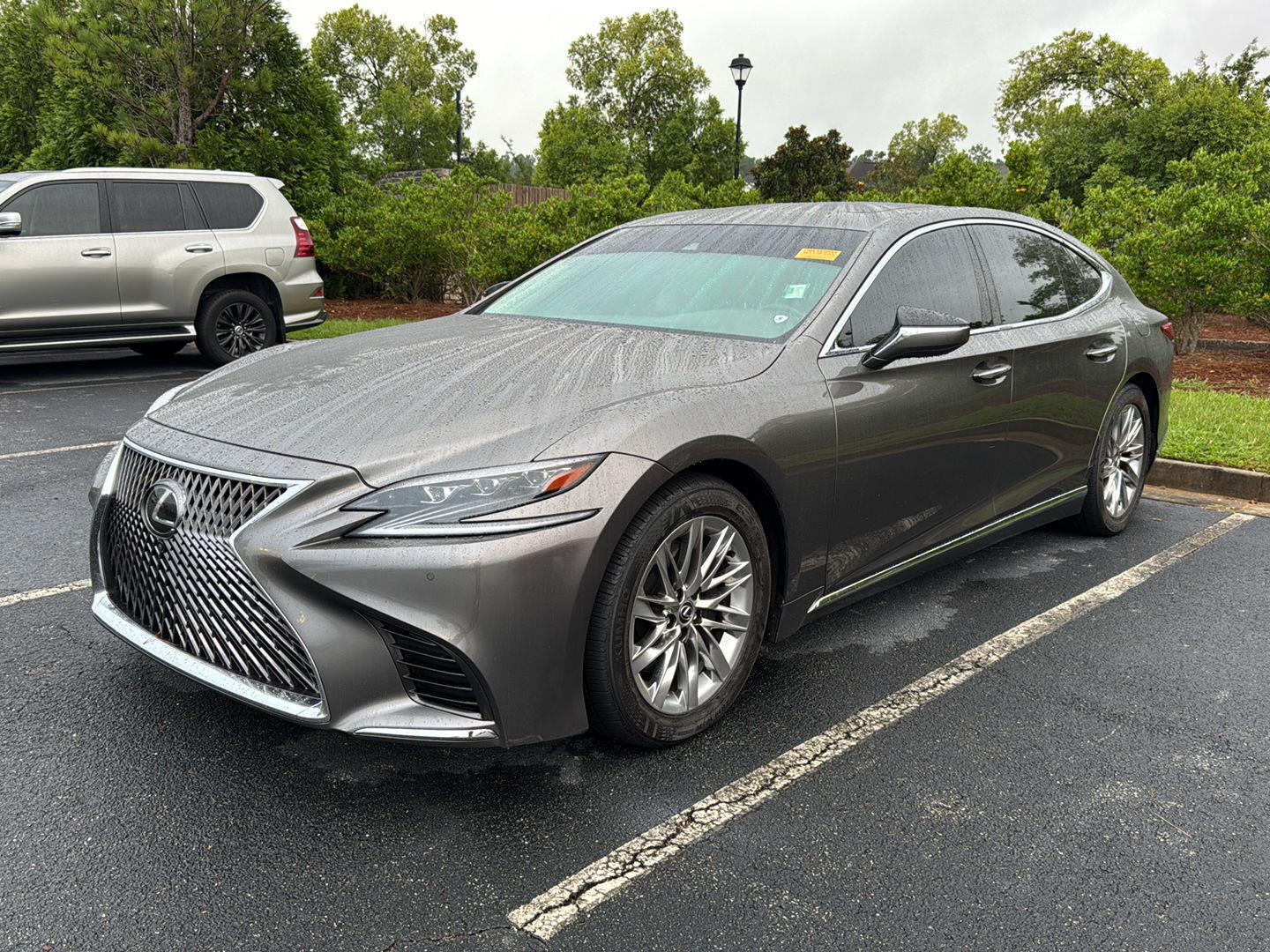 2018 Lexus LS 500 photo 2