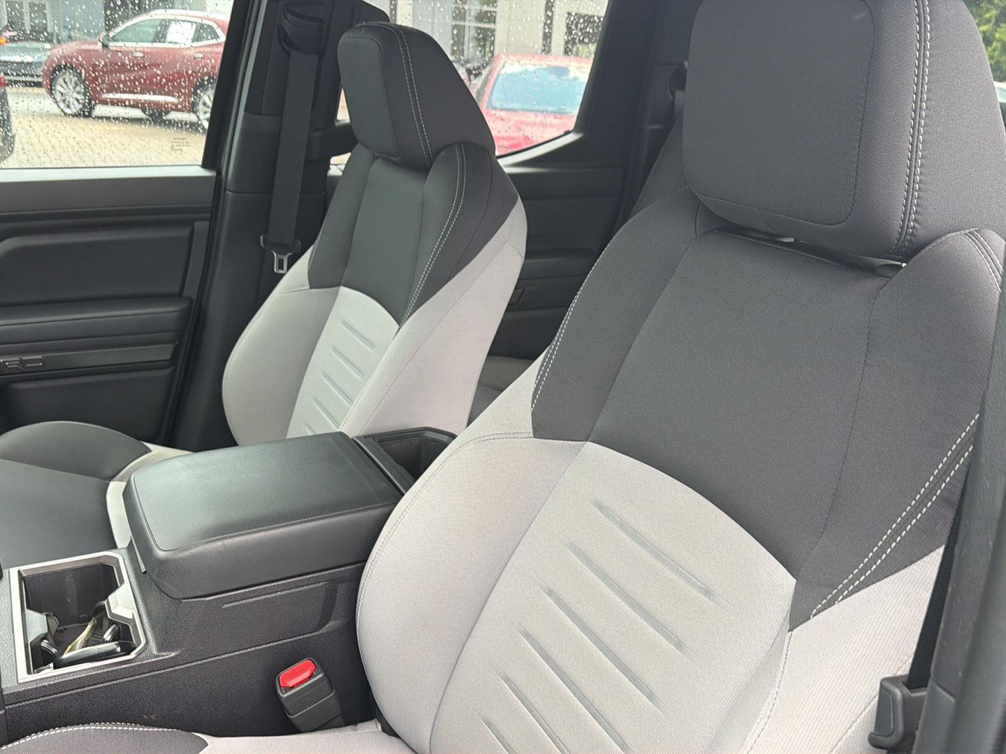 2025 Toyota Tacoma TRD Sport - Photo 28