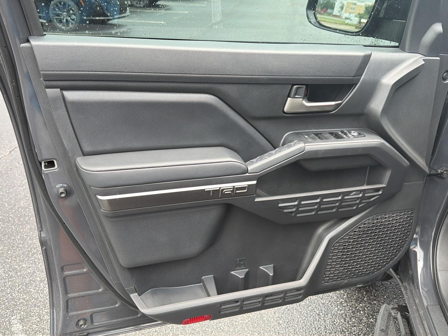 2025 Toyota Tacoma TRD Sport - Photo 16