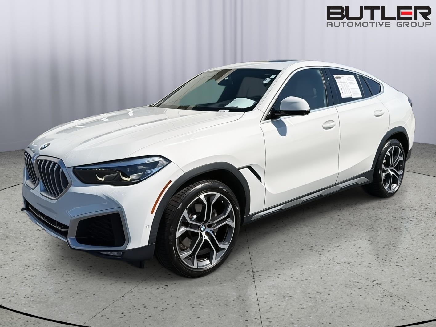 2021 BMW X6 sDrive40i's photo