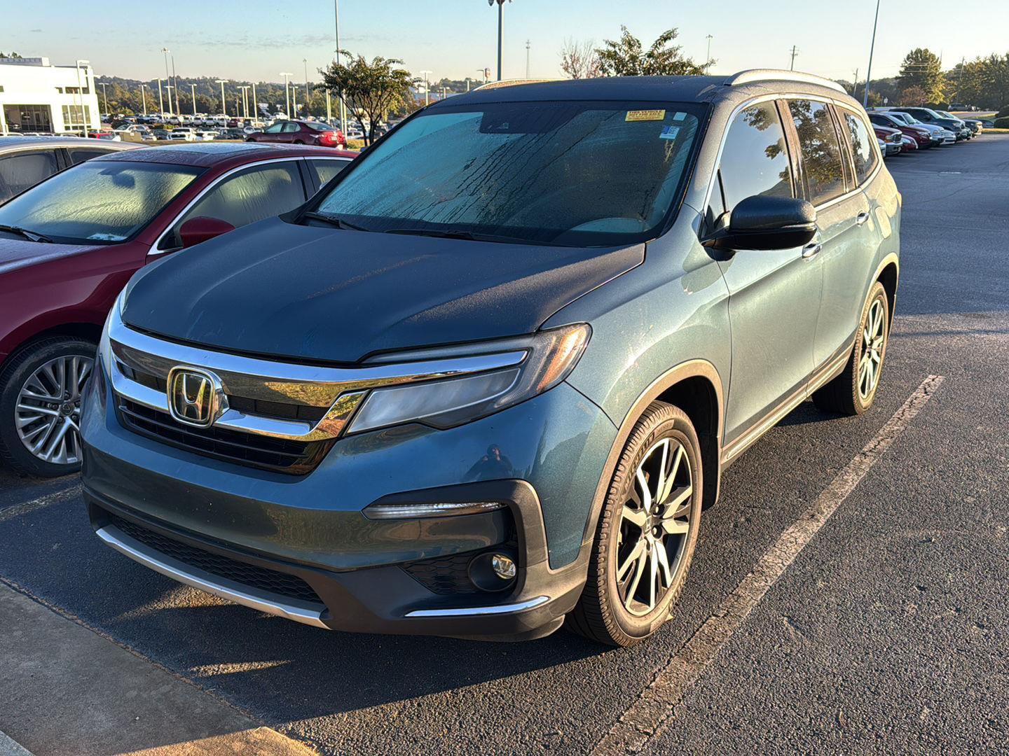 2019 Honda Pilot Elite photo 2