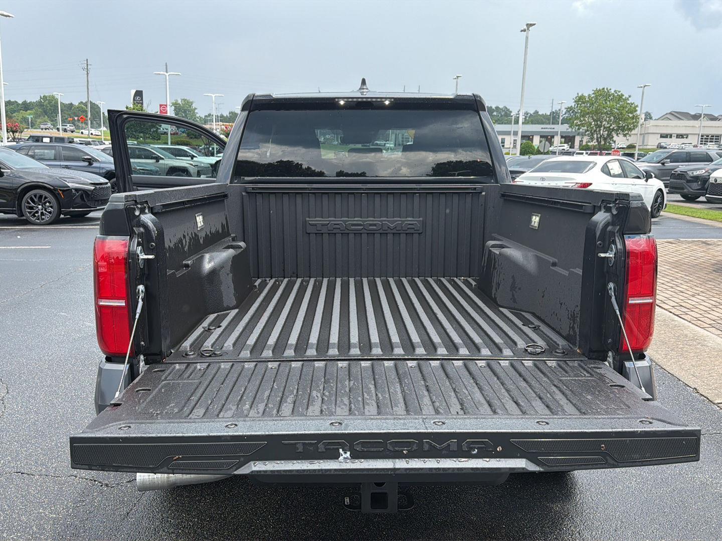 2025 Toyota Tacoma TRD Sport - Photo 32