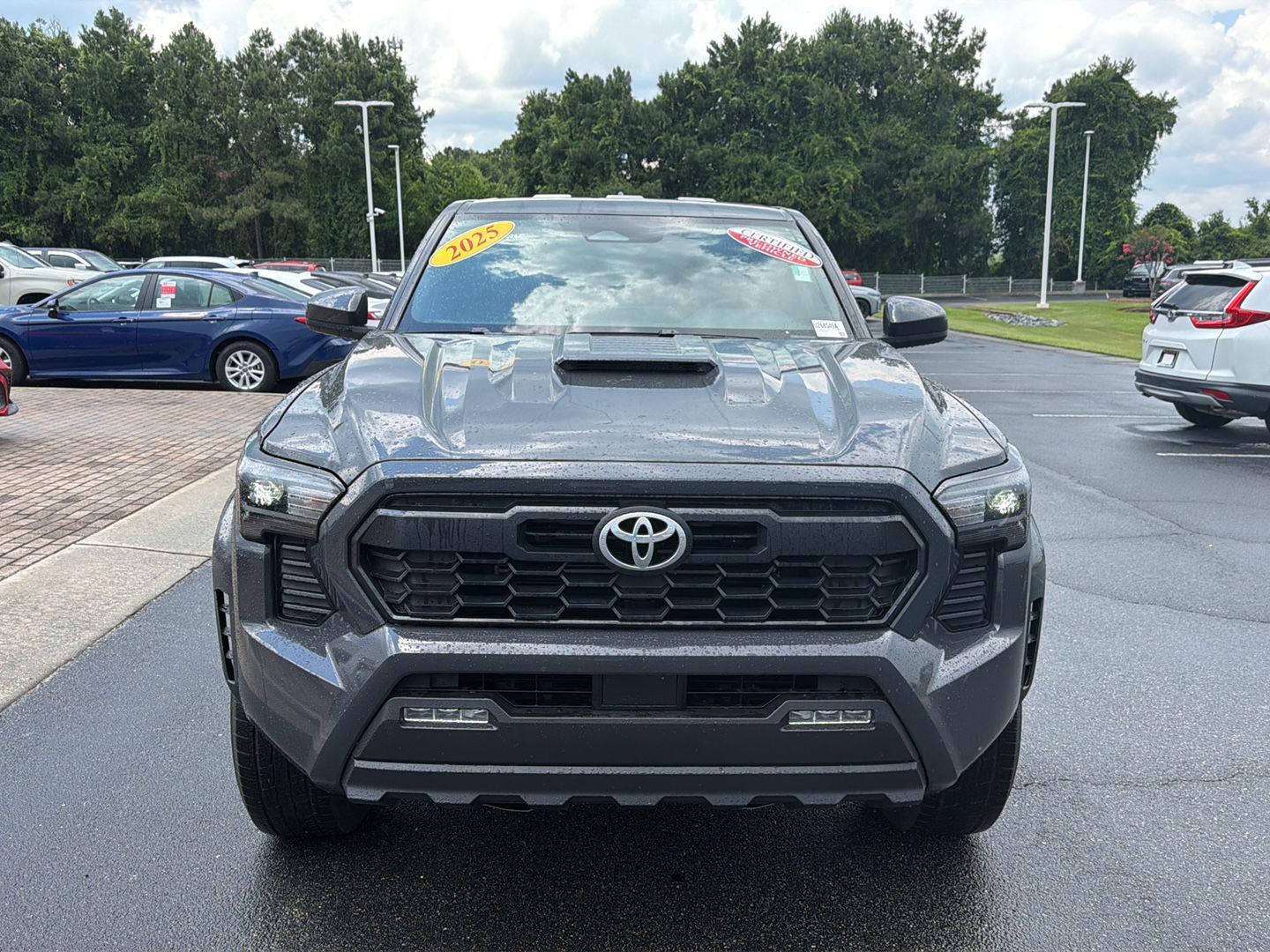 2025 Toyota Tacoma TRD Sport - Photo 9