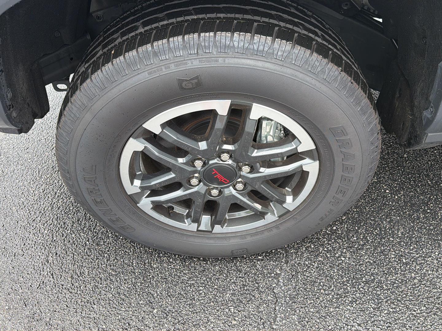 2025 Toyota Tacoma TRD Sport - Photo 35