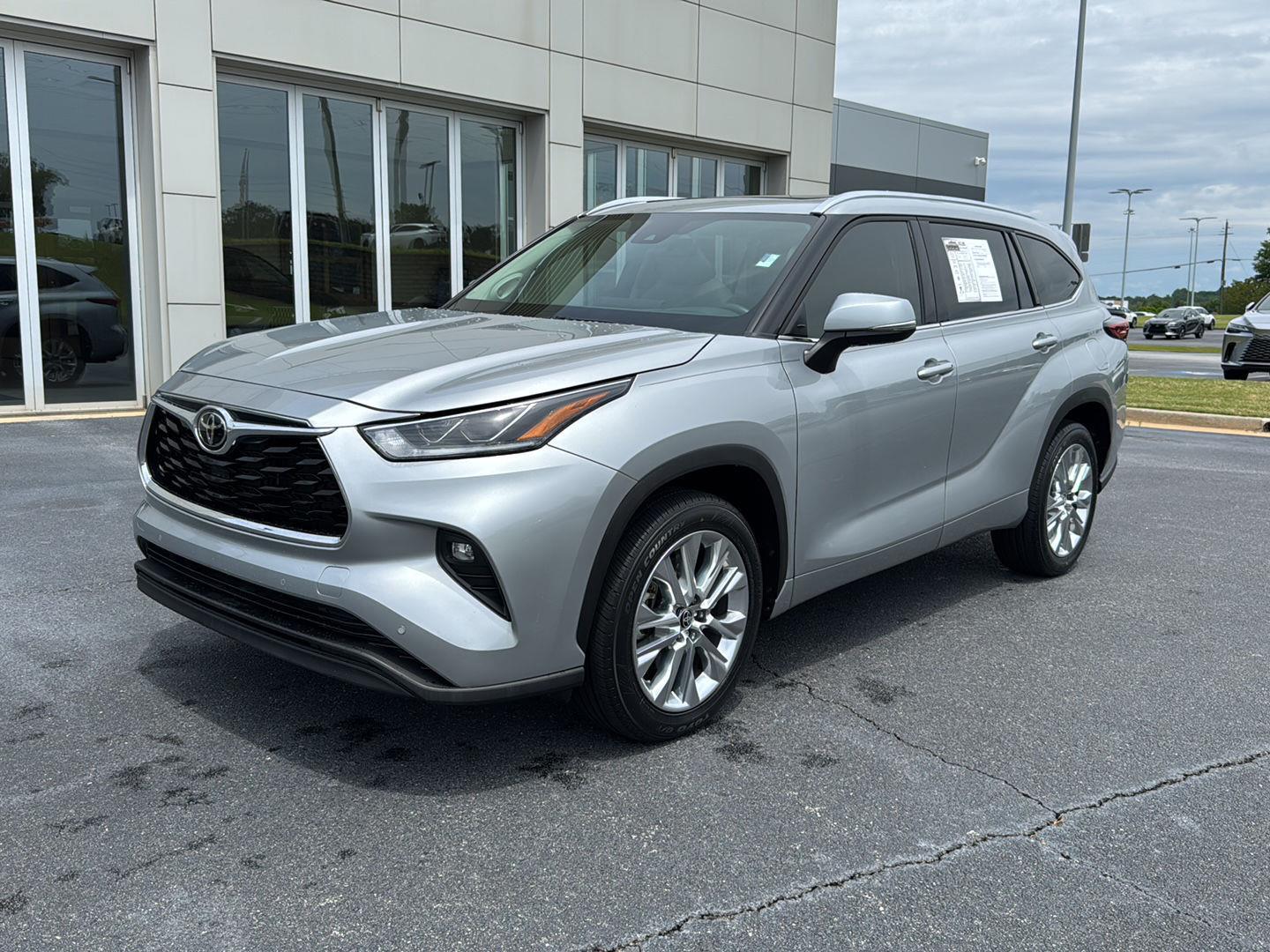 2023 Toyota Highlander Limited SUV