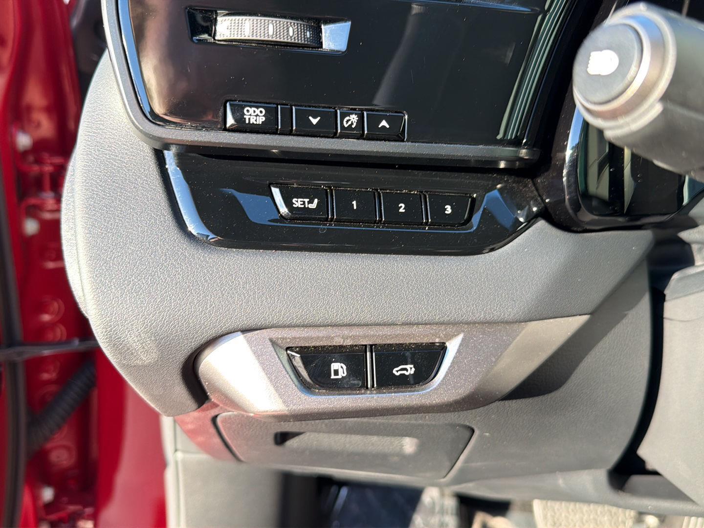 2025 Lexus RX 350 - Photo 19