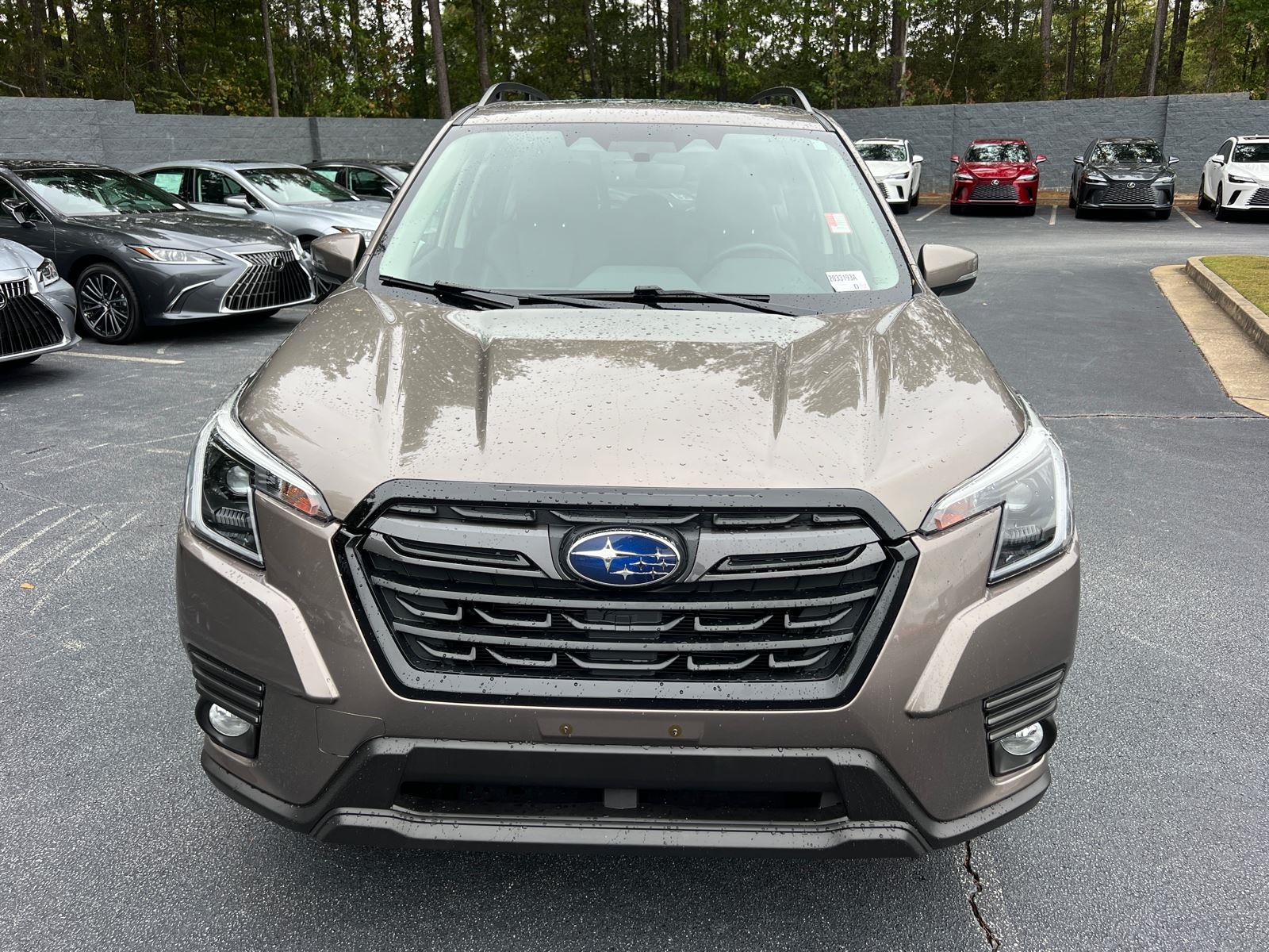 2023 Subaru Forester Limited photo 3