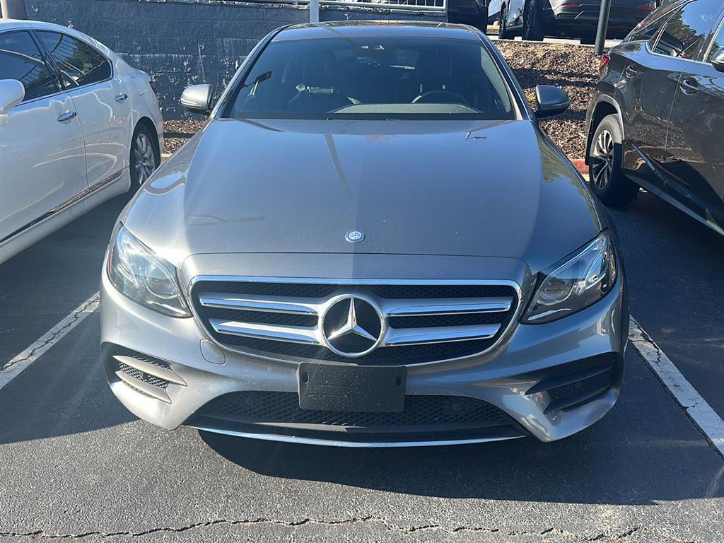 2017 Mercedes Benz E 300 Sport photo 4