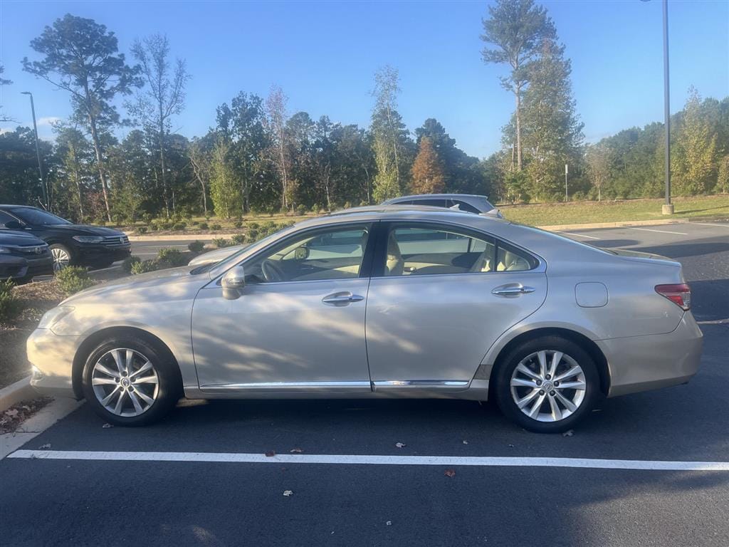 Used 2011 Lexus ES 350 Sedan