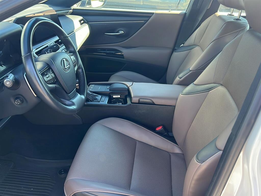 Certified 2022 Lexus ES 350 Sedan