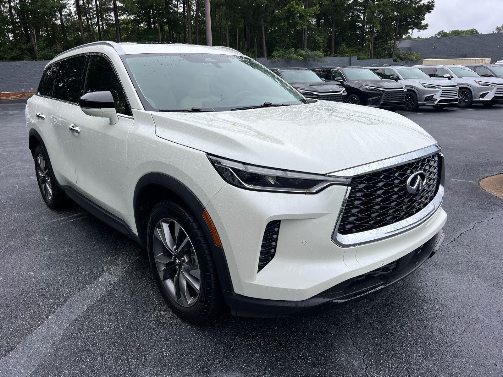 2023 Infiniti QX60 Luxe photo 4