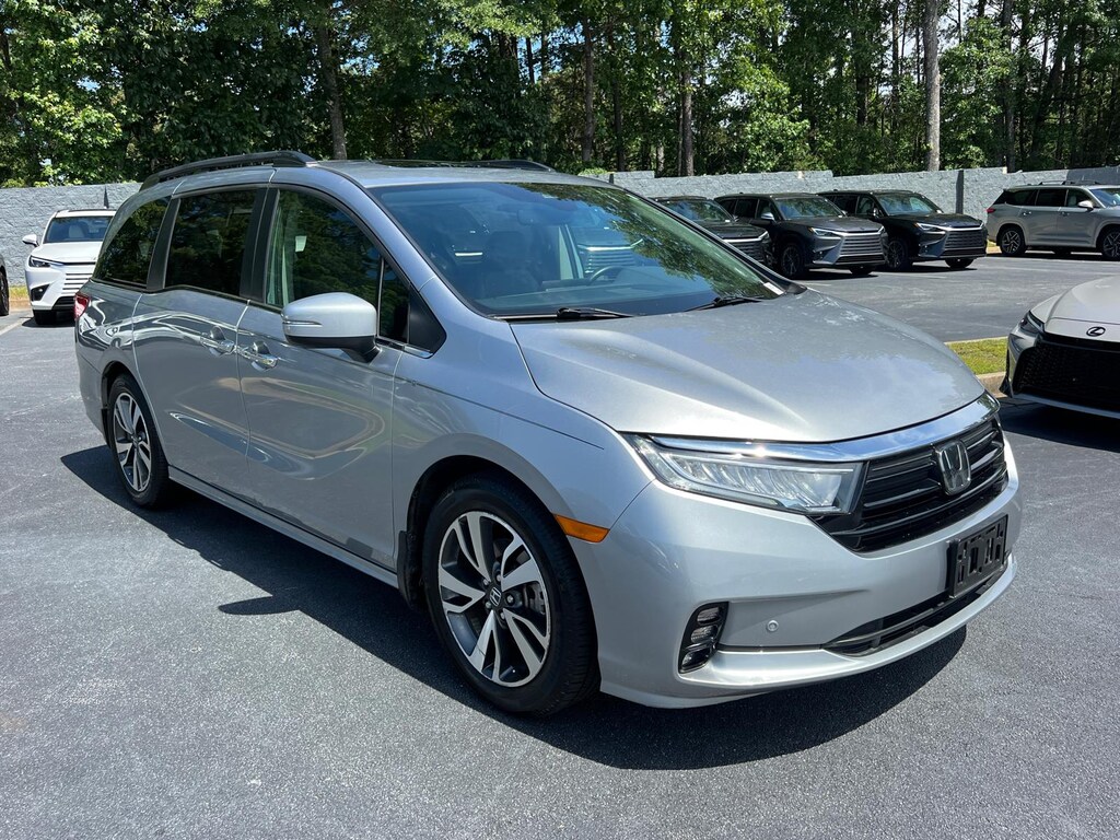 Used 2021 Honda Odyssey Touring Van