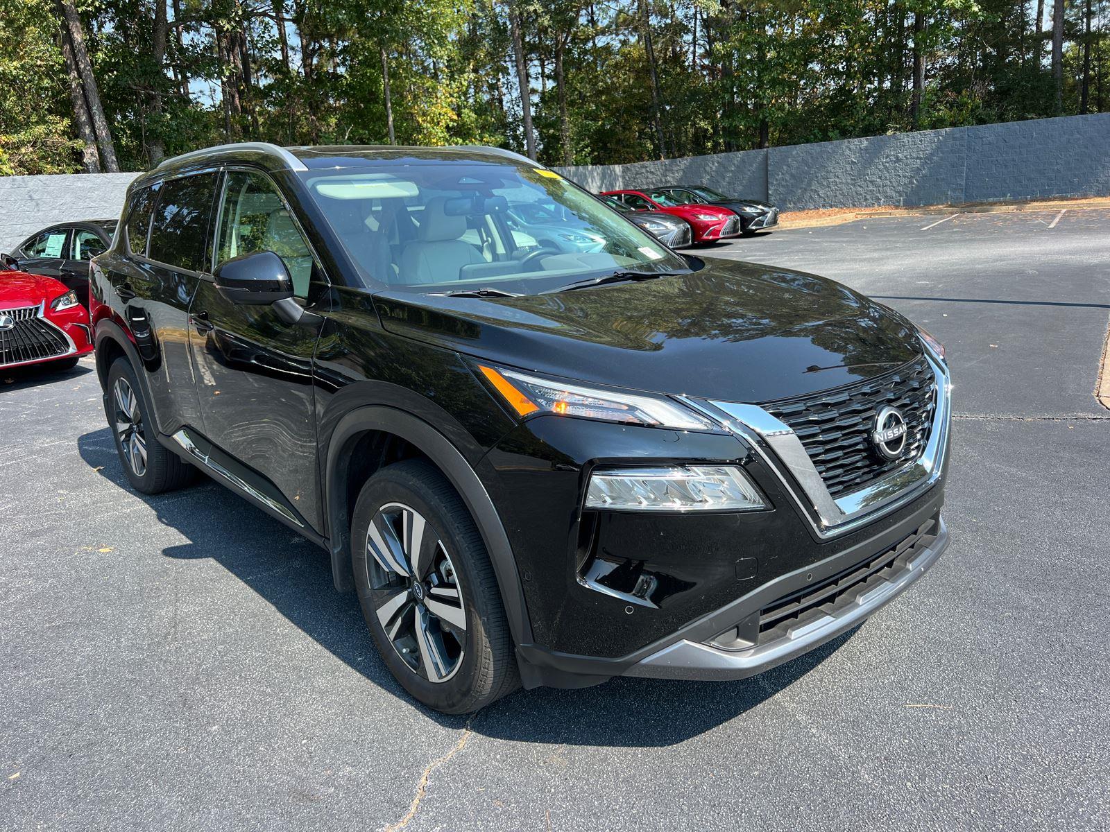 2023 Nissan Rogue SL photo 4