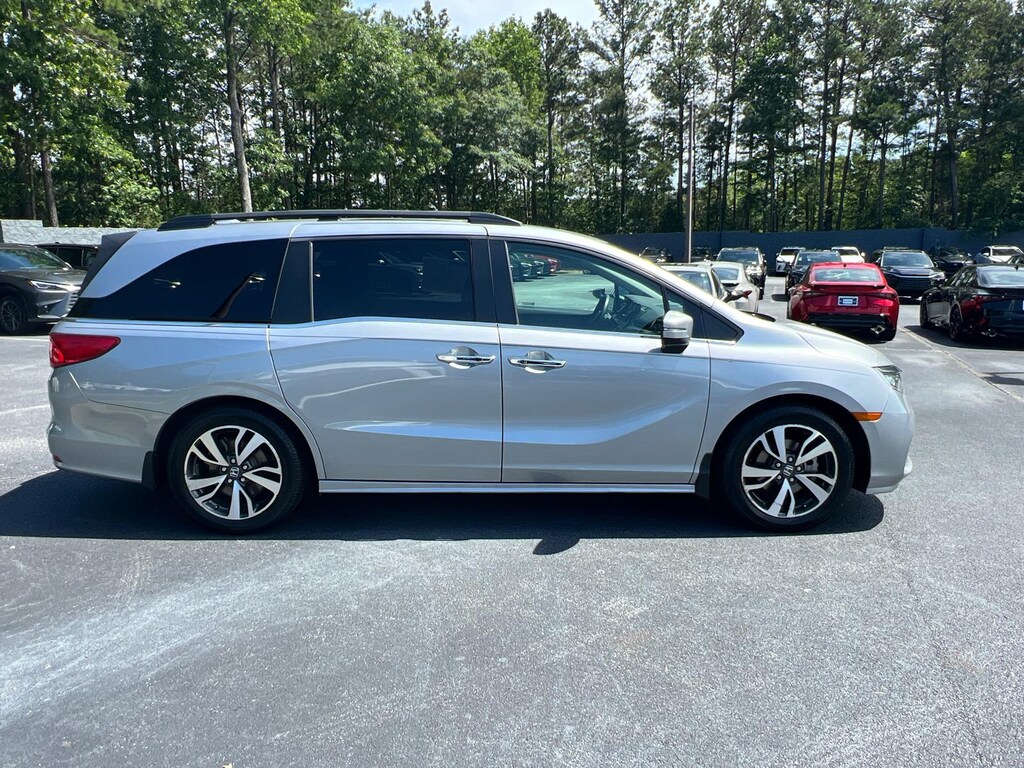 Used 2021 Honda Odyssey Touring Van