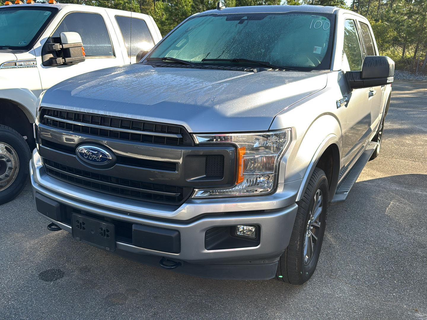 2020 Ford F-150 XLT photo 3