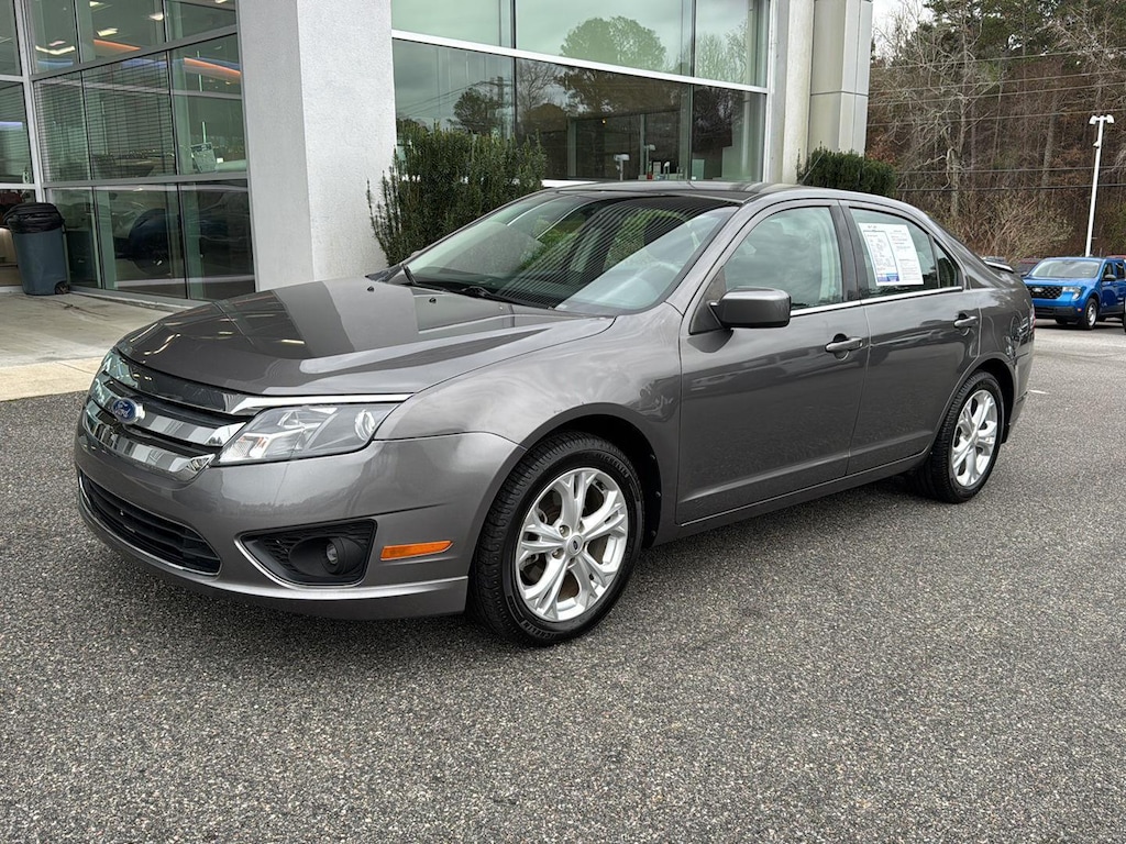 Used 2012 Ford Fusion SE Sedan