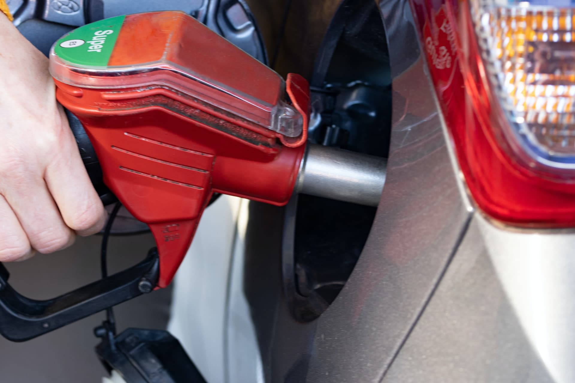 save money on gas milledgeville macon georgia ford.jpg