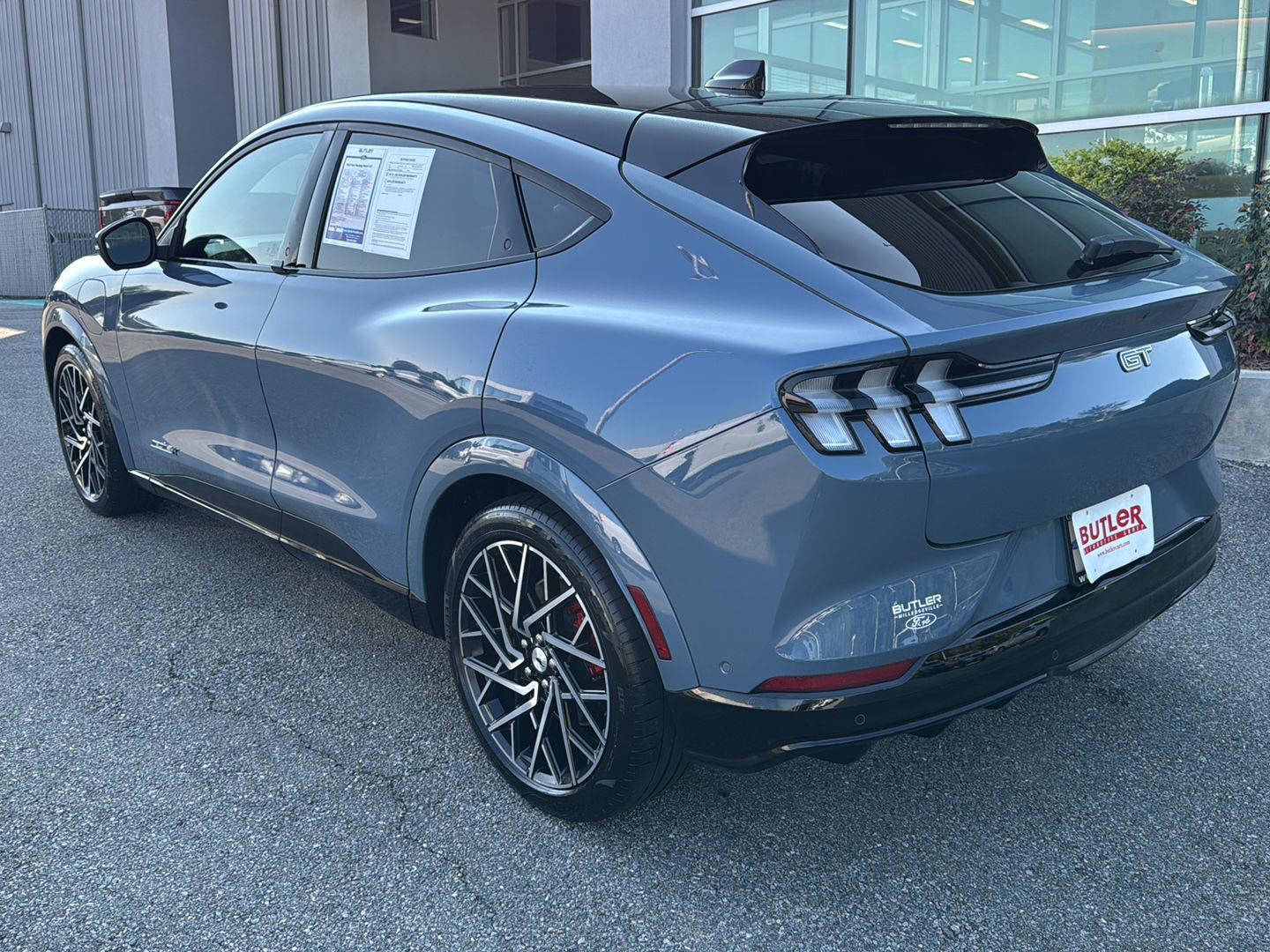 2023 Ford Mustang Mach-E GT photo 3
