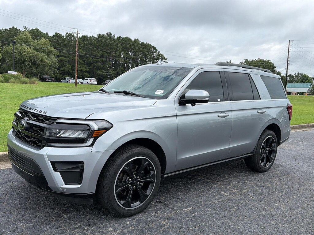 Used 2024 Ford Expedition Limited SUV