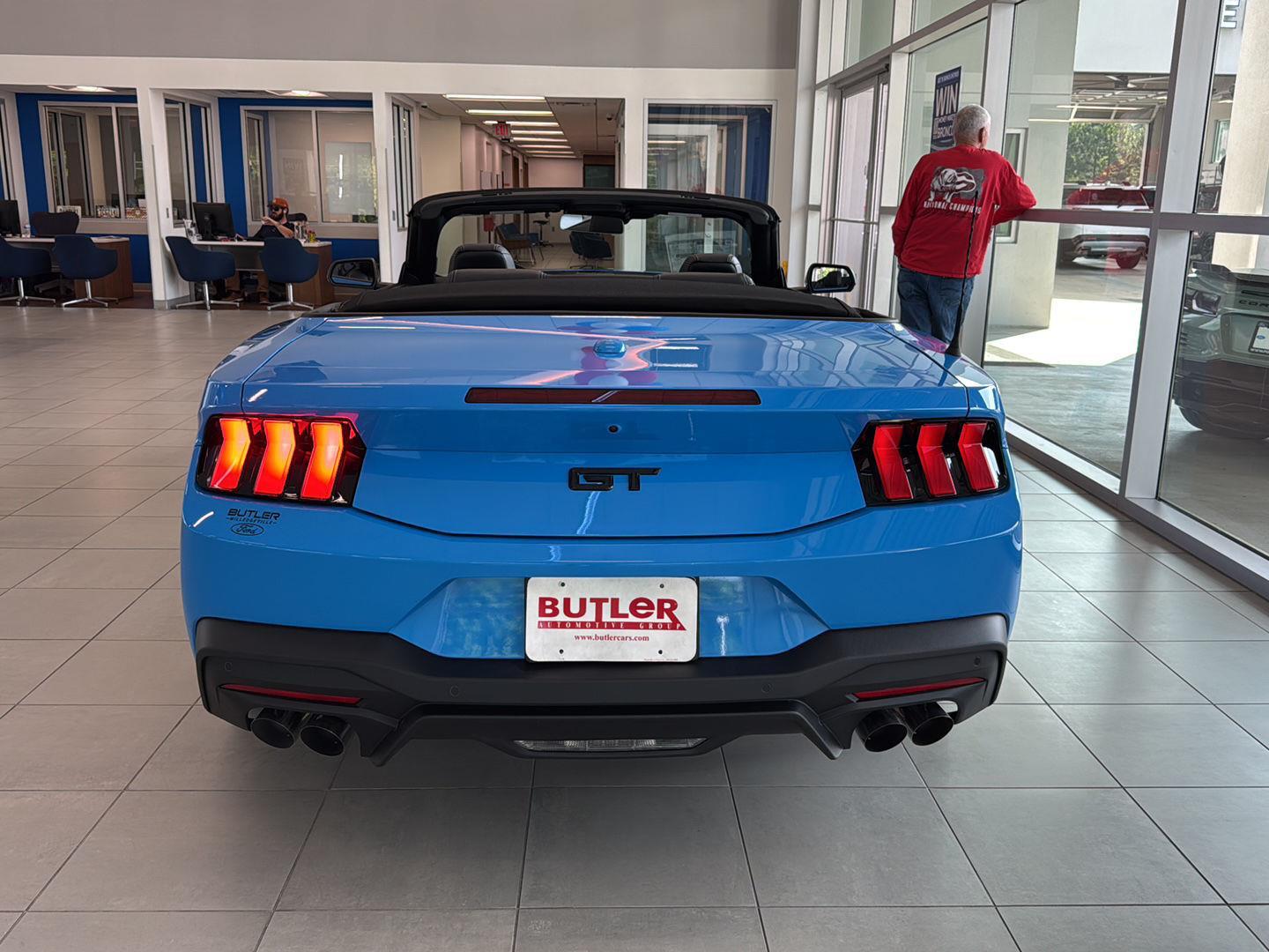 2025 Ford Mustang GT Premium Convertible photo 3