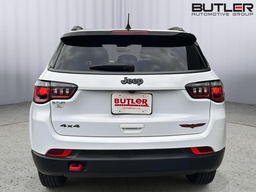 Used 2022 Jeep Compass Trailhawk SUV