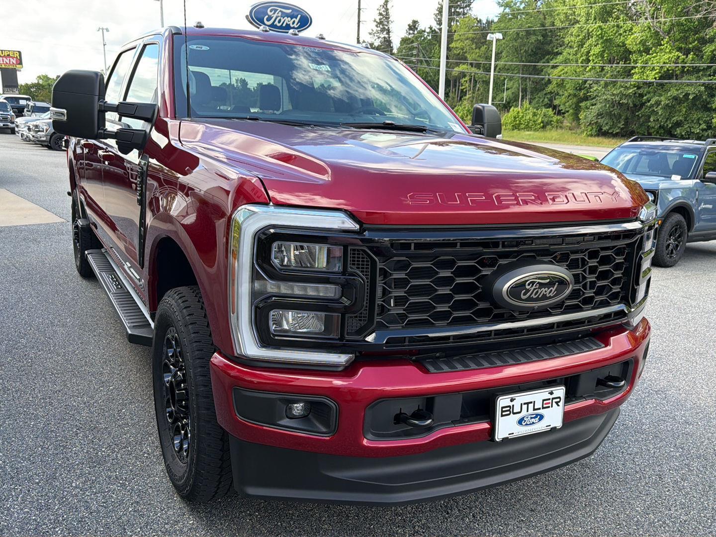 2026 Ford F-250 Super Duty XLT - Photo 10