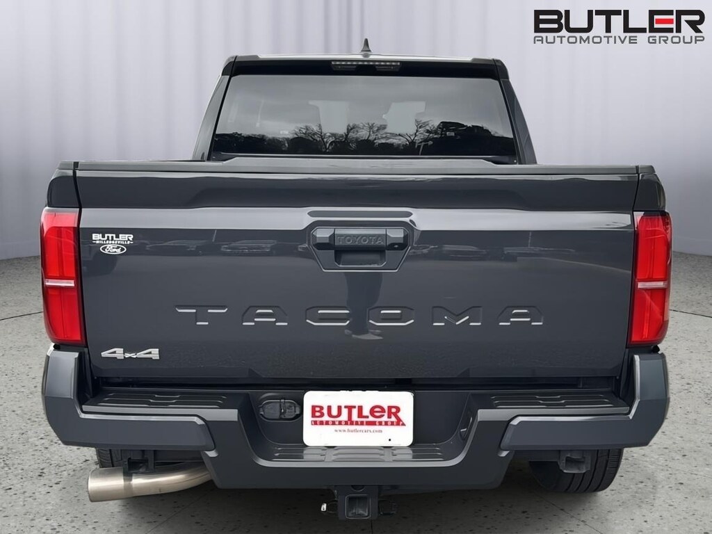 Used 2024 Toyota Tacoma SR5 Truck Double Cab