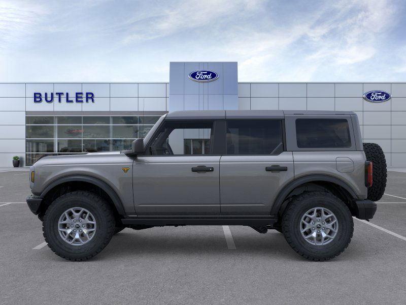 2025 Ford Bronco Badlands photo 2