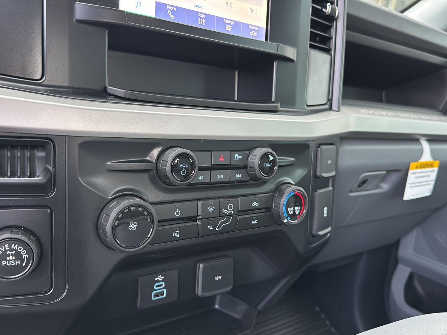 2026 Ford F-250 Super Duty XL - Photo 32