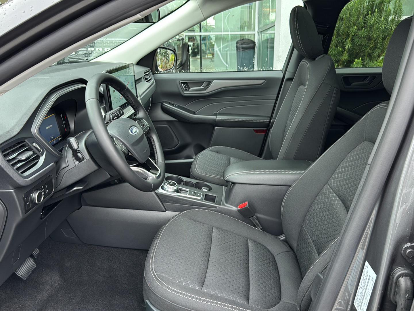 2025 Ford Escape Active - Photo 8