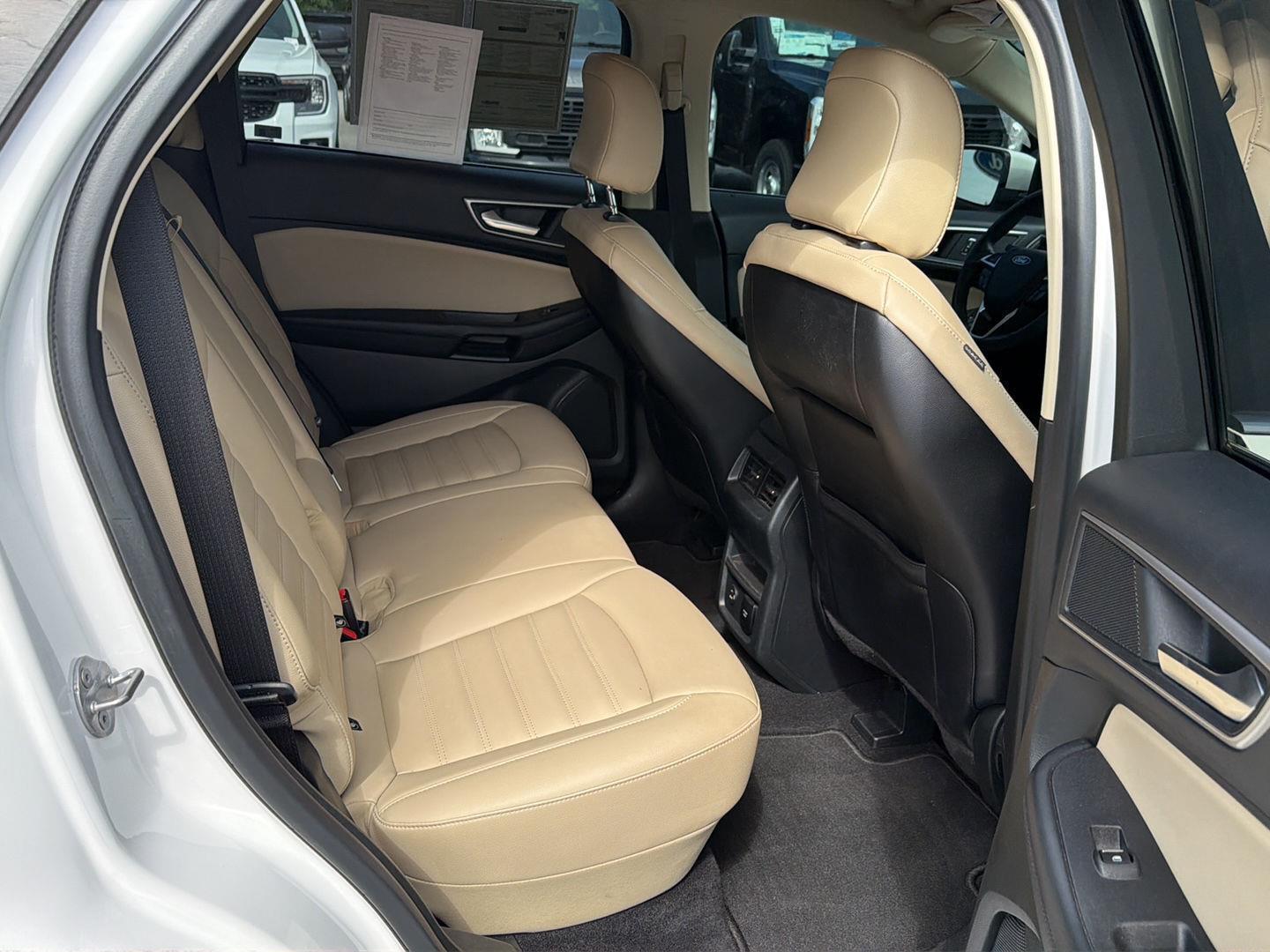 2022 Ford Edge SEL - Photo 12
