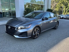 2023 Nissan Altima 2.5 SR Sedan