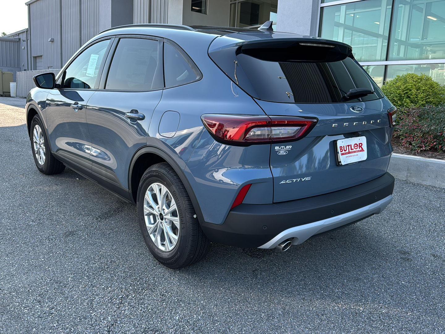 2025 Ford Escape Active photo 2
