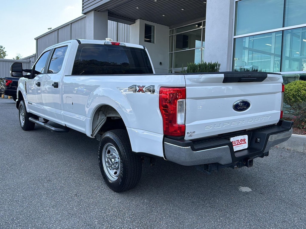 Used 2019 Ford F-250  Truck Crew Cab